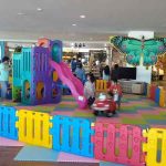Tempat-bermain-anak-anak-sebelum-pesawat-berangkat