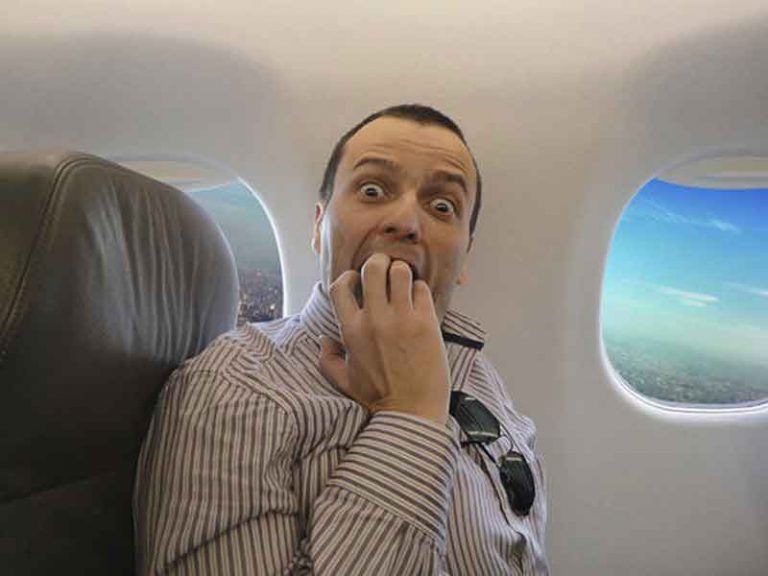 Anda Takut Naik Pesawat Terbang? Mungkin Aerophobia Penyebabnya!