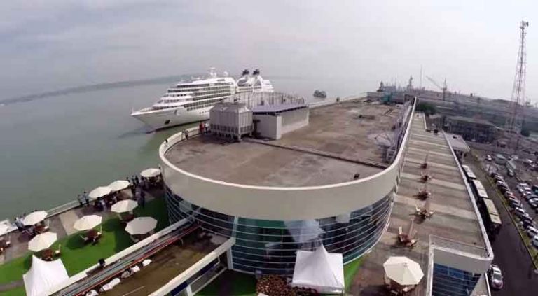 “Tanjung Perak Tepi Laut”, Riwayat Pelabuhan Kedua Tersibuk di Indonesia