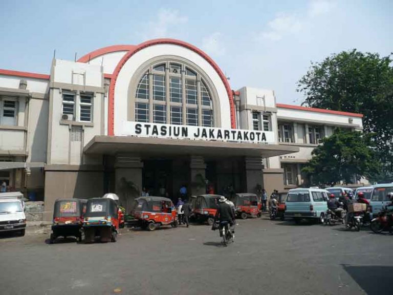 Inilah Daftar Stasiun Tersibuk di Indonesia