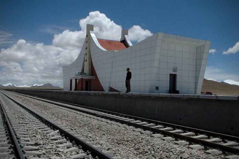 Tanggula, Stasiun Terbengkalai di Atas Awan
