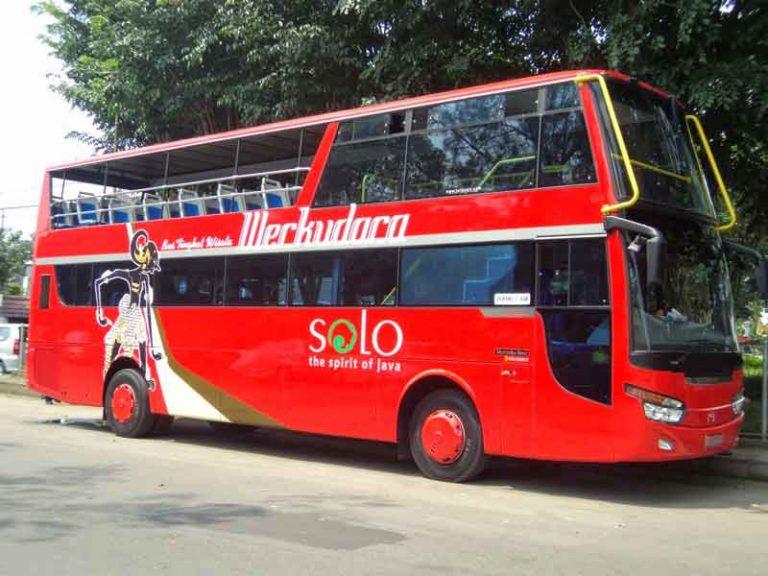 Bus Tingkat di Indonesia, Transformasi dari Moda Angkutan dan Wisata