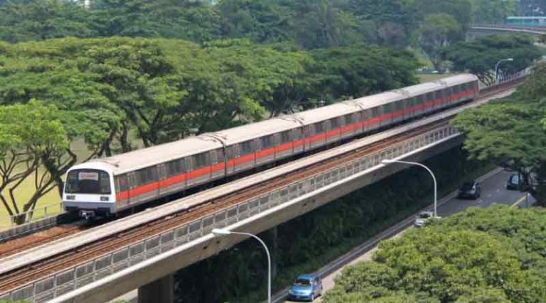 Parade Kereta Tanpa Awak Siap Sambangi Indonesia