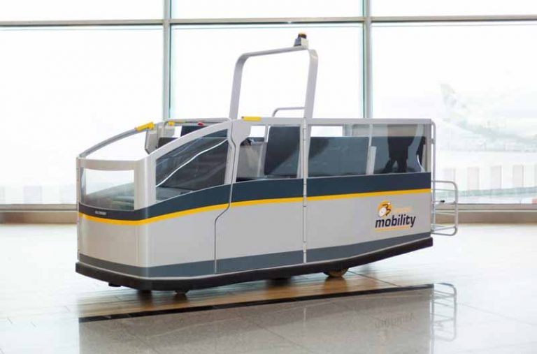 Multimobby, Antar Penumpang di Bandara Hingga Keluar Masuk Lift