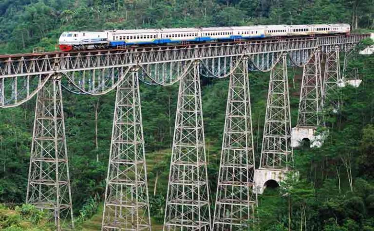 Cikubang, Jembatan Kereta Terpanjang di Indonesia Cikubang, Jembatan Kereta Terpanjang di Indonesia