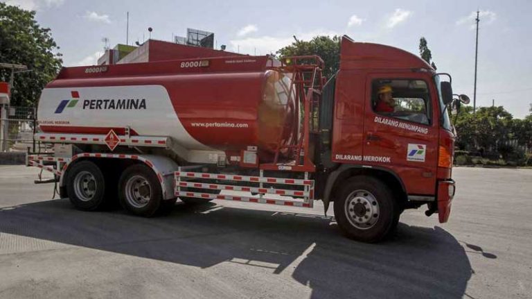 Tumpangi Truk Karena Gratis? Lebih Baik Tidak Daripada Celaka