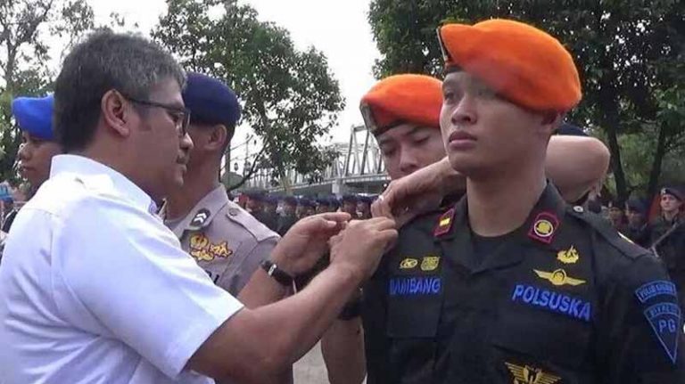 Mengenal Polsuska, Penegak Peraturan di Kereta Api