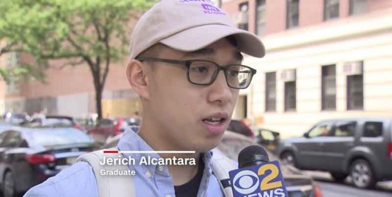 Gara-Gara Rem Darurat, Mahasiswa Ini Rayakan Wisuda di Kereta