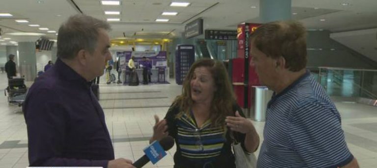 Akibat Tas Obat, Sepasang Suami Istri Diusir dari Pesawat