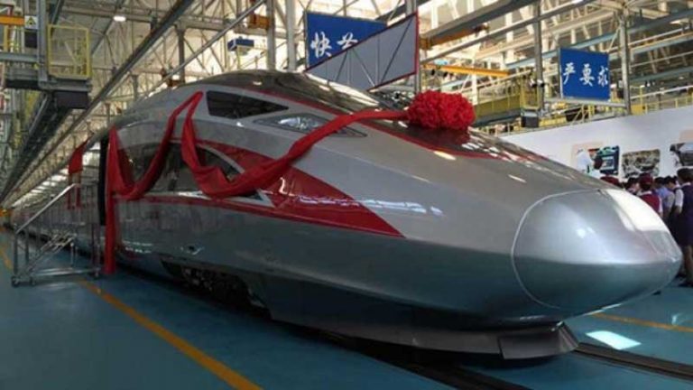 The Dolphin Blue dan Golden Phoenix, Kereta Peluru Terbaru Tembus 400Km Per Jam