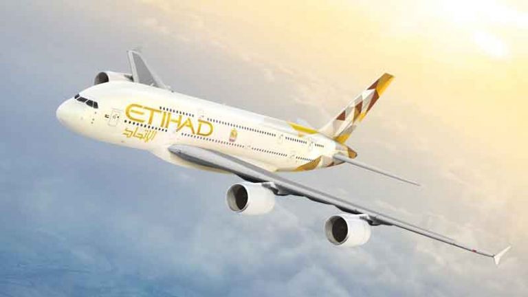 Bandara Abu Dhabi Cabut Larangan Elektronik Masuk Amerika Serikat Bandara Abu Dhabi Cabut Larangan Elektronik Masuk Amerika Serikat