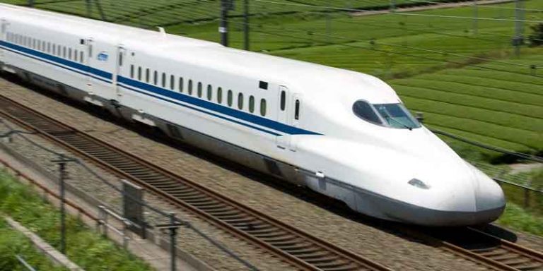 Di Negeri Uwak Sam, Kereta Cepat Pun Masih Berstatus Dalam Rencana