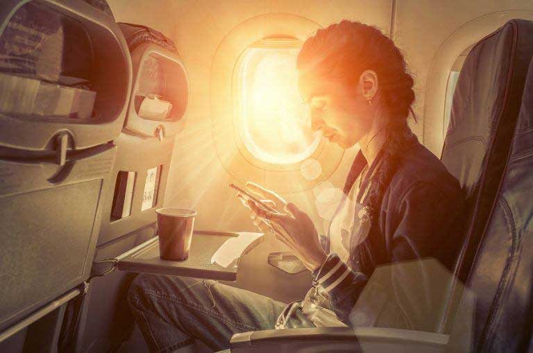 SeatGuru, Aplikasi ‘Pendeteksi’ Tersedianya WiFi dan Stop Kontak di Dalam Penerbangan