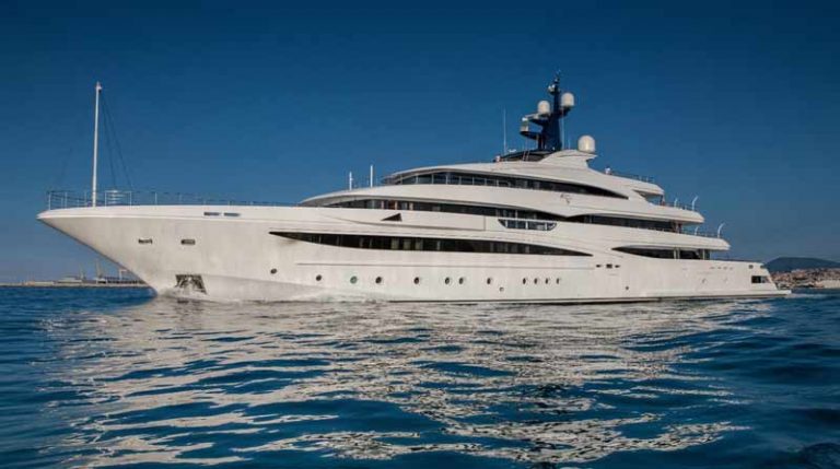 CRN Rilis Super Yacht Ekslusif Bagi Para Eksekutif