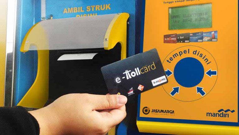 Polemik Biaya Ekstra di Top Up Kartu Uang Elektronik, Setujukah Anda?