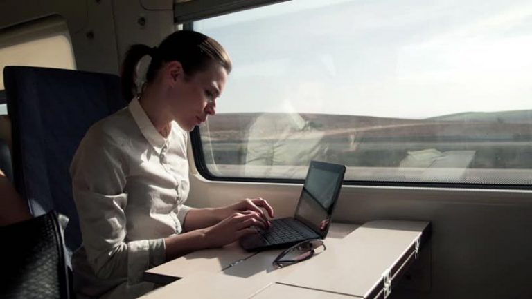 Sejumlah Masalah Hadang Penerapan WiFi Onboard di Kereta? Ini Dia Jawabannya!