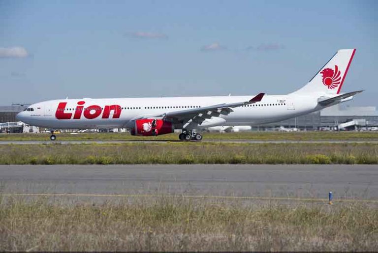 Lion Air Buka Rute Penerbangan Palembang-Jeddah dengan Airbus A330-300