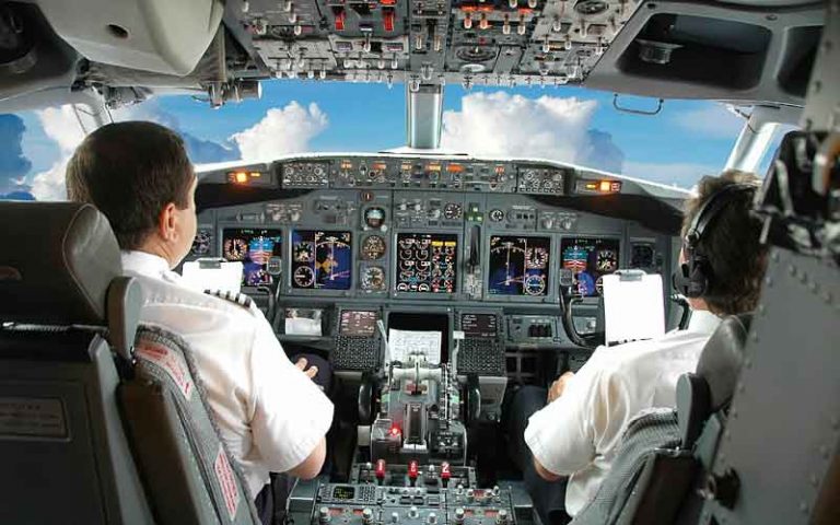 Apa yang Dikatakan Pilot Saat Tahu Pesawatnya Akan Jatuh? Ternyata Ucapkan ‘Mantra’ Ini
