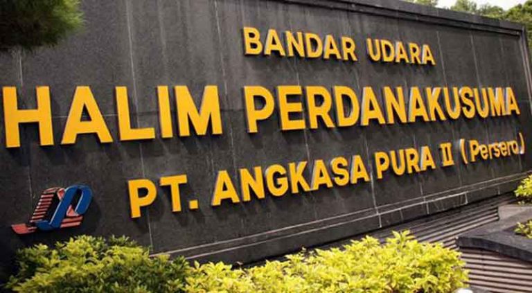 Puncak HUT TNI Ke-72, Sejumlah Maskapai Alihkan Penerbangan Menuju Bandara Soetta Puncak HUT TNI Ke-72, Sejumlah Maskapai Alihkan Penerbangan Menuju Bandara Soetta