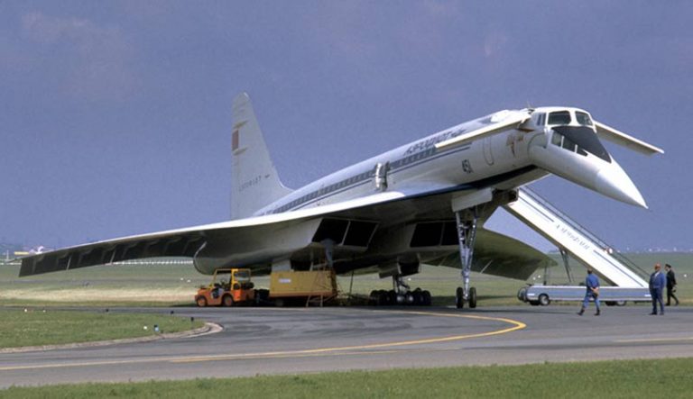 Tupolev “Concordski” T-114 – Jiplakan Concorde Yang Kalah Digdaya