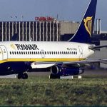 6.-What’s-that-Isn’t-that-Santa-in-the-front-One-more-Christmas-themed-Boeing-737-200-of-Ryanair.