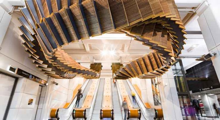 Intip Eskalator Stasiun Bersejarah di Sydney, Disulap Jadi Karya Seni Nan Artistik