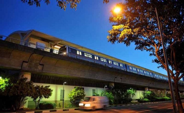 Faraday Cage Selamatkan MRT Singapura Saat Tersambar Petir