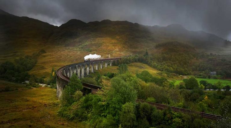 Glenfinnan Viaduct! Jembatan Harry Potter Yang Pernah Selamatkan Keluarga Kecil