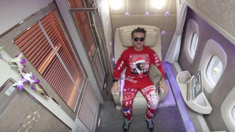 Layanan First Class Emirates Undang Decak Kagum Youtuber!