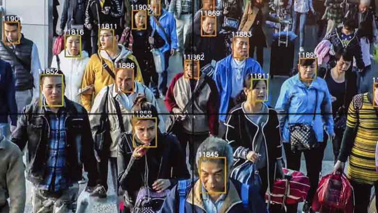 Cina Siap Kontrol Warganya dengan Teknologi Pemindai Wajah