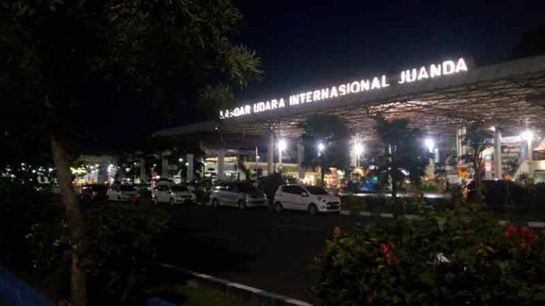 Bandara Juanda Bantu Lancarkan Arus Penumpang Natal 2017 dan Tahun Baru 2018