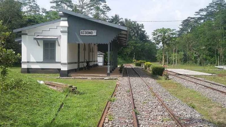 Serba Antik dan Terawat, Si Kecil Stasiun Bedono Punya Segudang Cerita
