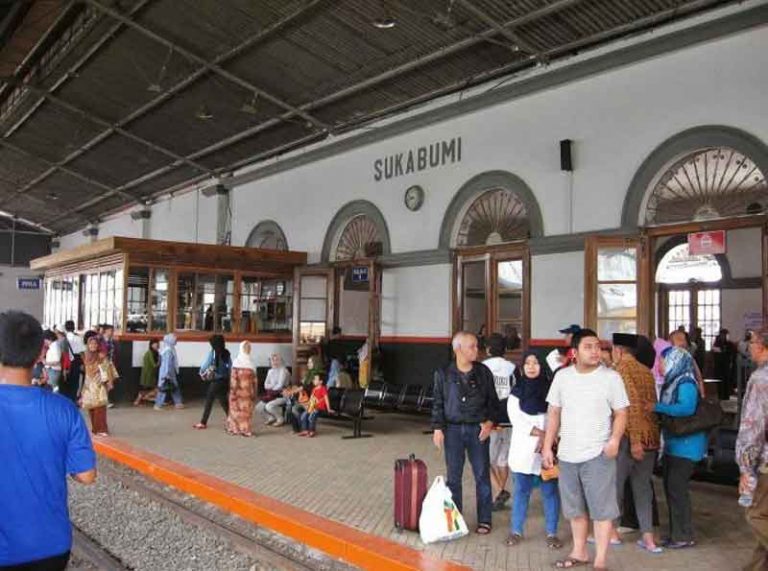 Stasiun Sukabumi, Tak Jadi Dipindah dan Tetap Berada di Pusat Kota