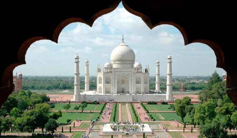 1 April 2018, Tarif Tiket Taj Mahal Naik