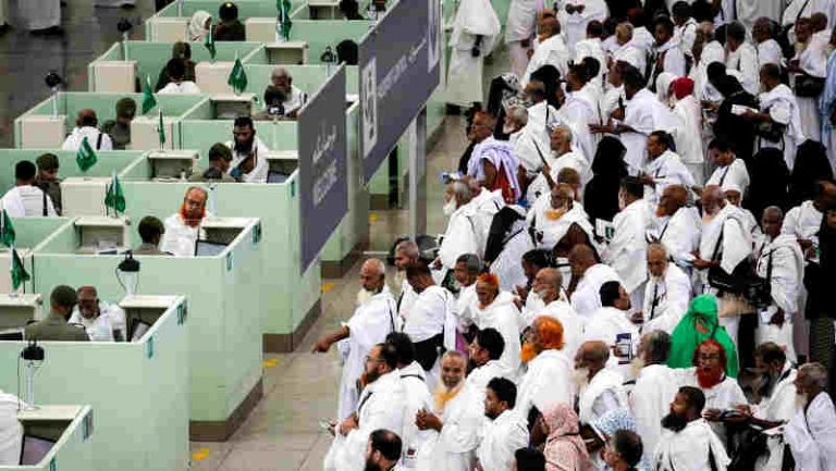 Siasati Puncak Musim Haji, Bandara Arab Saudi Adopsi Teknologi Gelang RFID