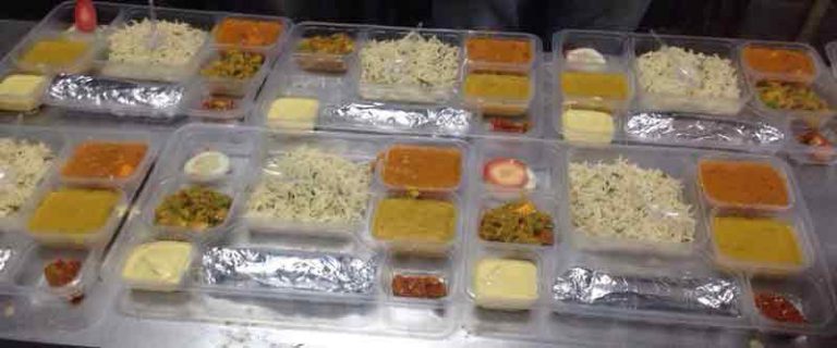 Soal higienis? Makan di Kereta dan Pesawat Tak Jauh Berbeda