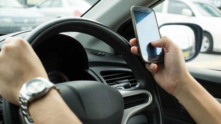 Ini Dia! Tips Mengemudi Aman ala National Advanced Driving Simulator Laboratories