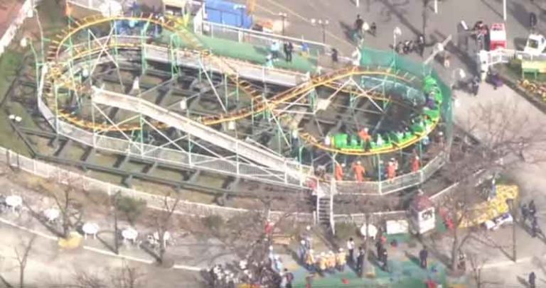 Rollercoaster Mati di Ketinggian 4,8 Meter, Penumpang Minta Tolong Polisi