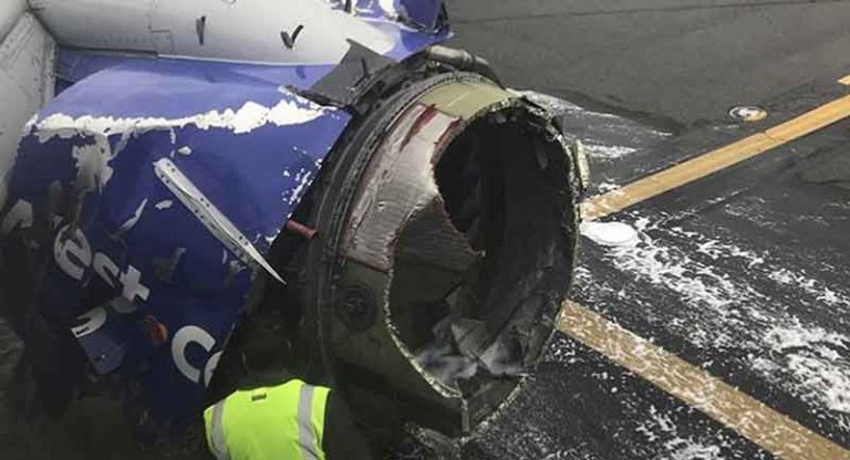 Mesin Meledak di Ketinggian 11.000 Meter, Southwest Airlines Mendarat Darurat di Philadelphia