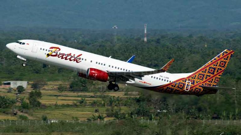 Per 15 Mei, Tarif Batas Atas Turun 15 Persen untuk Penerbangan Full Service Rute Domestik Per 15 Mei, Tarif Batas Atas Turun 15 Persen untuk Penerbangan Full Service Rute Domestik