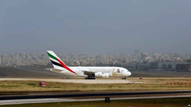 Airbus A380 Milik Emirates Mendarat di Beirut, Ada Apa?