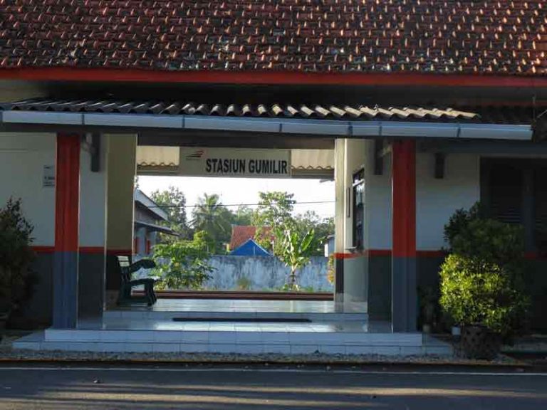 Stasiun Gumilir Punya Sistem Sinyal Computer Based Interlocking Buatan Anak Bangsa