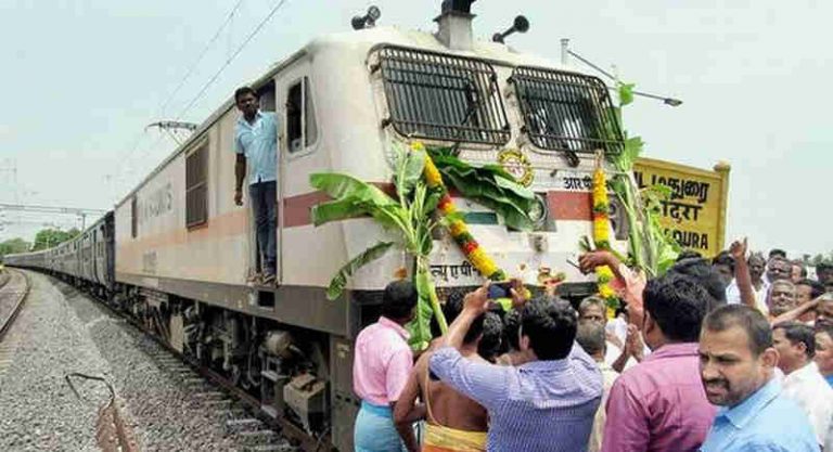 Bertahun Tak Beroperasi, Stasiun Vadamadurai ‘Kedatangan Tamu Spesial’