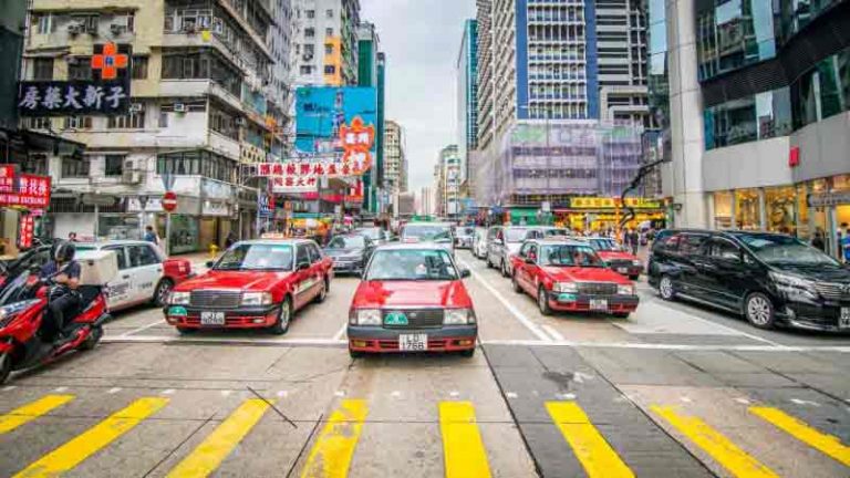 Mau Melancong ke Hong Kong? Ada 8 Tips Penting untuk Pemula