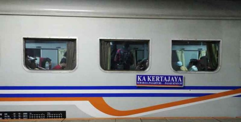 KA Kertajaya, Ternyata Kereta Terpanjang dengan 16 Rangkaian Gerbong