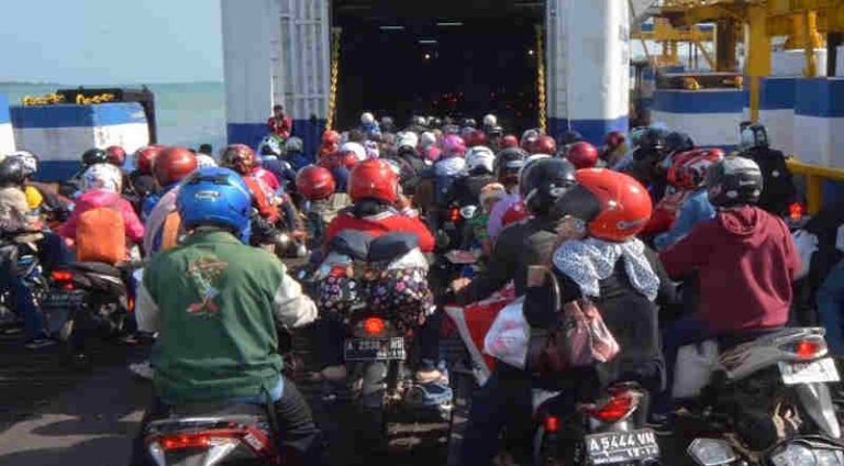 Populer Sejak 1970, Ini Arti Sebenarnarnya dari Kata “Mudik”