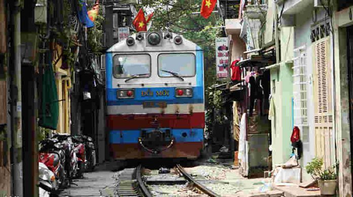 Kham Thien Street