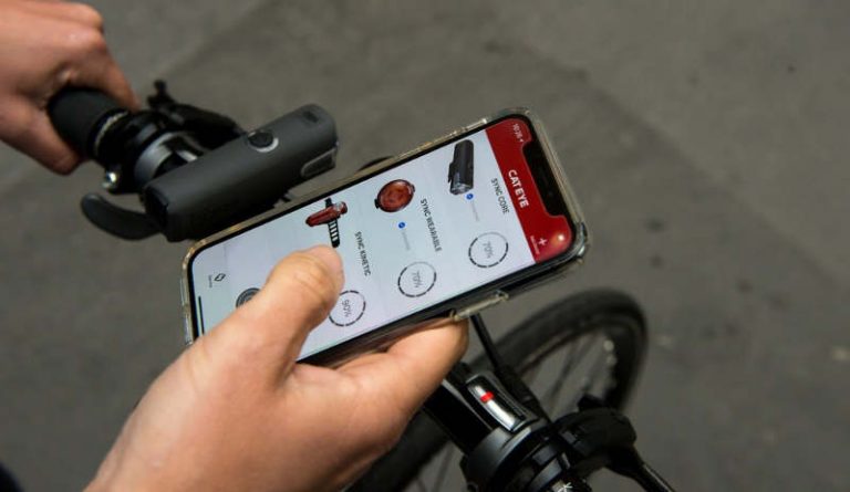 CatEyeSYNC, Solusi Bagi Anda yang Gemar Bersepeda di Malam Hari