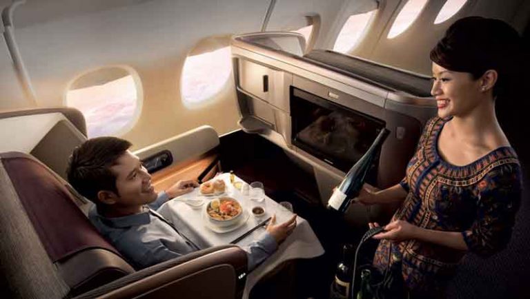 Inilah Dampak Jika Anda Pindah Bangku dari Economy Class ke Business Class Secara Ilegal!