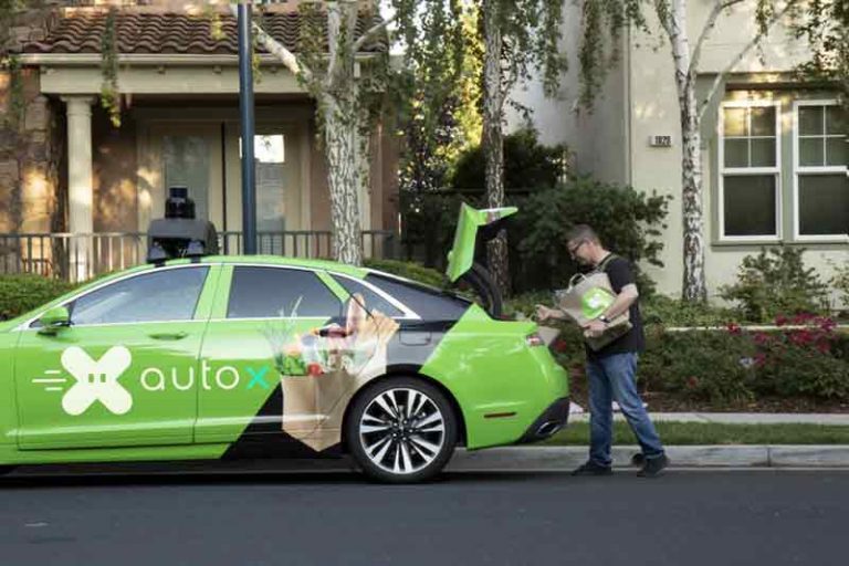 California Hadirkan AutoX, Mobil Otonom Pengantar Barang Pesanan